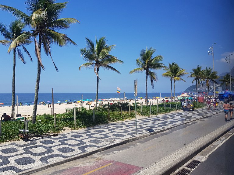 NOVO Apto em IPANEMA a 300m da PRAIA
