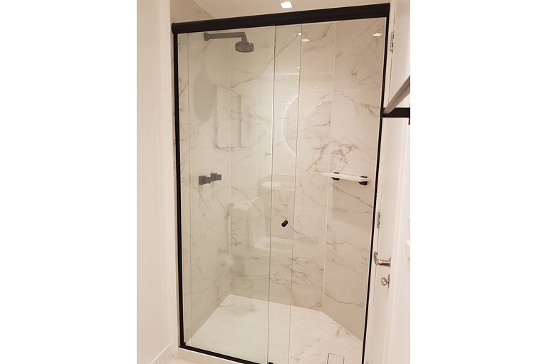 Vista de Cinema da Praia da Barra da Tijuca 50m