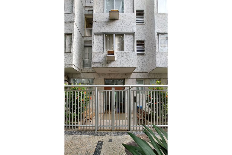 NOVO Apto em IPANEMA a 300m da PRAIA