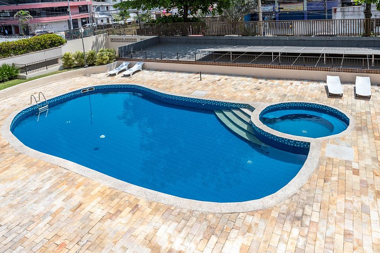 2 Suítes c/ Vista Praia - Piscina e Garagem