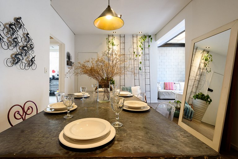 2 Quartos na Urca com Home-Office - 100m da Mureta