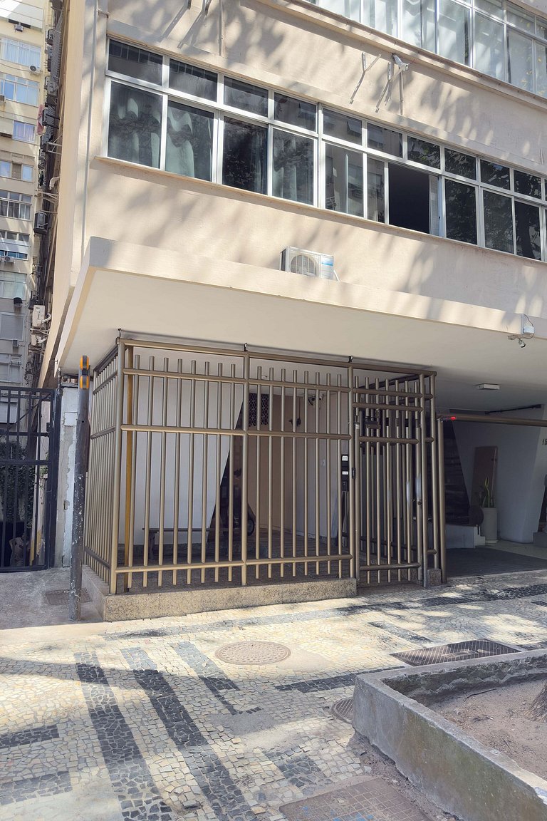 Studio Reformado a 50m Praia de Copacabana