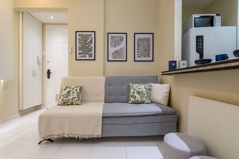 Studio Novo a 50m Praia de Copacabana