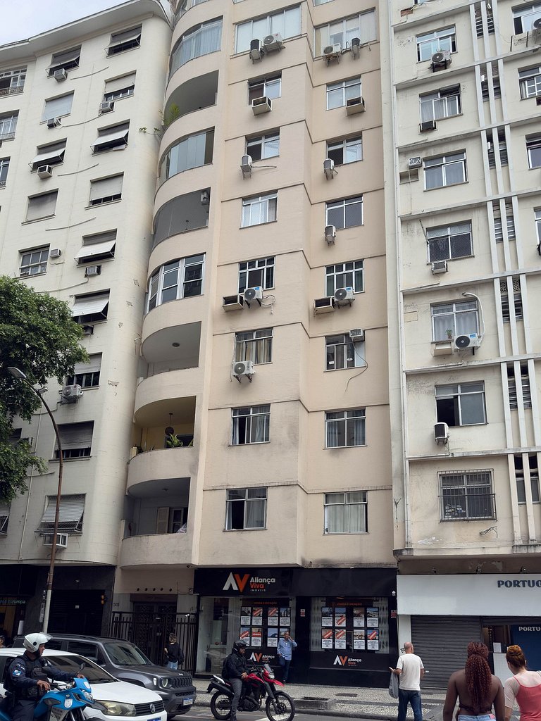 2 Quartos Copacabana - 100m Metro e 500m Praia