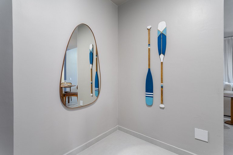 Novo Vista Mar com Varanda - Mobiliado e Decorado