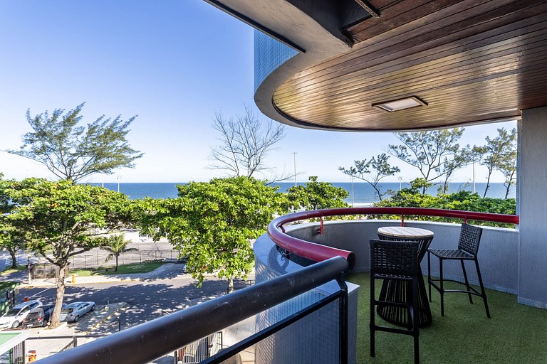 Novo Vista Mar com Varanda - Mobiliado e Decorado