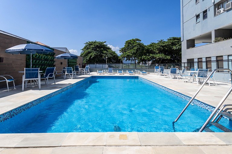 Novo Vista Mar com Varanda - Mobiliado e Decorado