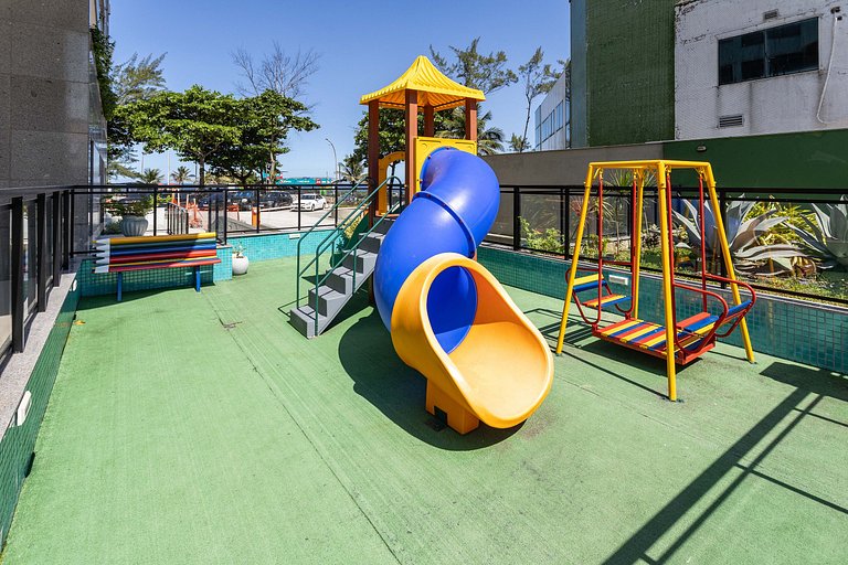 Novo Vista Mar com Varanda - Mobiliado e Decorado